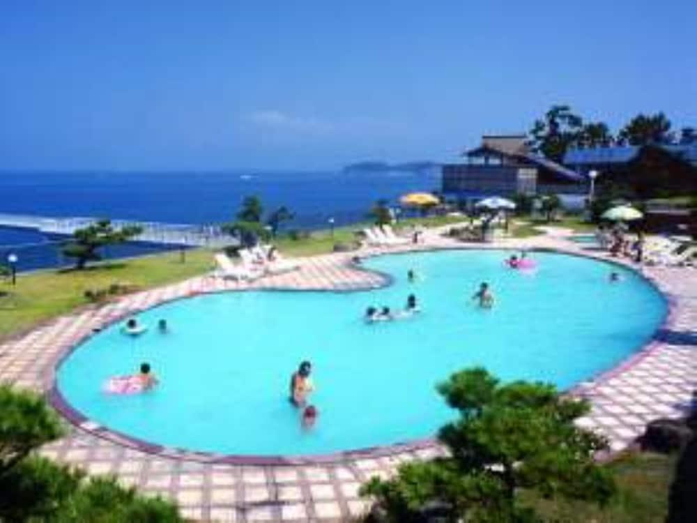 Shirahama Key Terrace Hotel Seamore Exterior photo